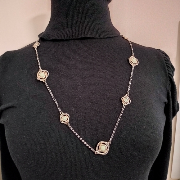 24" Gold Silver Tone Necklace with Green Lucite Center Square Abstract Pendants - Picture 2 of 8